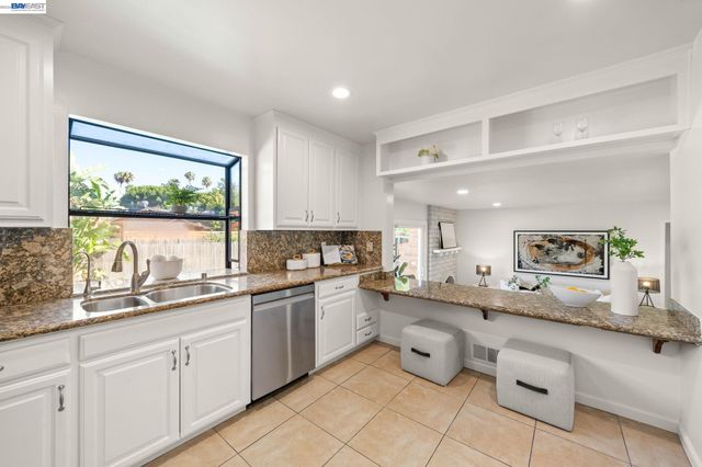 40374 San Sebastian Pl, Fremont, CA 94539