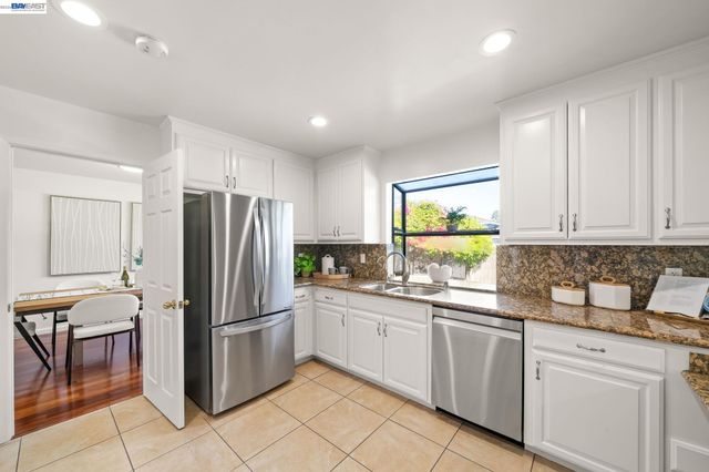40374 San Sebastian Pl, Fremont, CA 94539