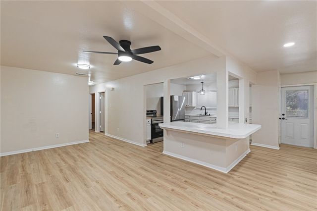 5921 Riley Dr, Corpus Christi, TX 78412