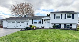 5317 Fortuna Parkway, Clay, NY 13041