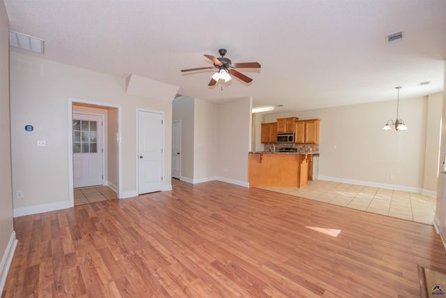 218 Misty Valley Lane, Bonaire, GA 31005