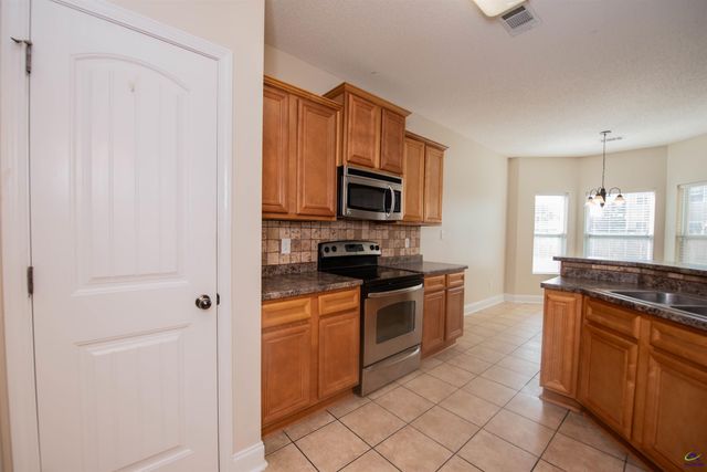 218 Misty Valley Lane, Bonaire, GA 31005