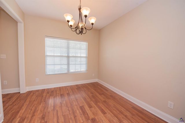 218 Misty Valley Lane, Bonaire, GA 31005