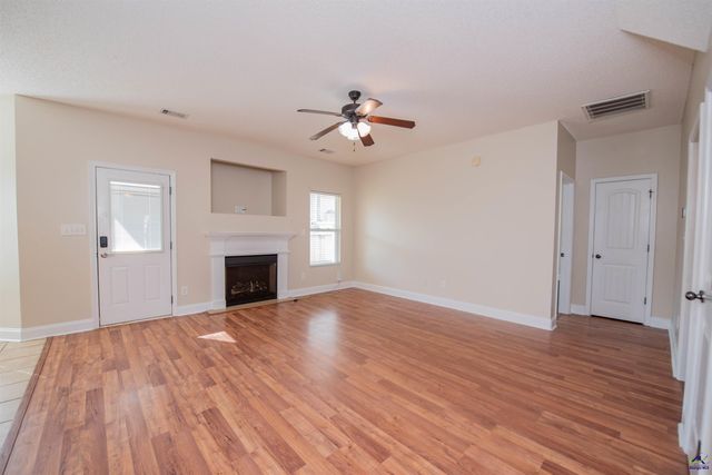 218 Misty Valley Lane, Bonaire, GA 31005