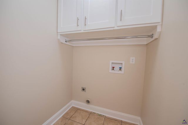 218 Misty Valley Lane, Bonaire, GA 31005