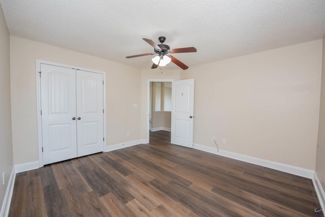 218 Misty Valley Lane, Bonaire, GA 31005