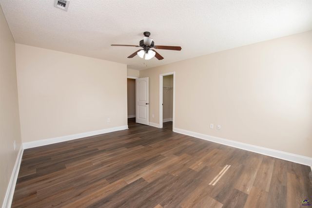 218 Misty Valley Lane, Bonaire, GA 31005