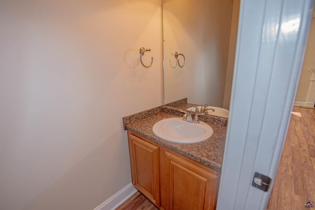 218 Misty Valley Lane, Bonaire, GA 31005