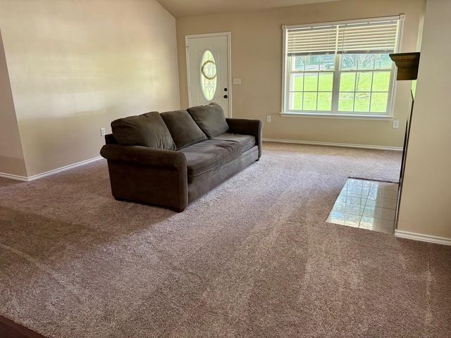 1311 Blueridge Pkwy, Longview, TX 75605