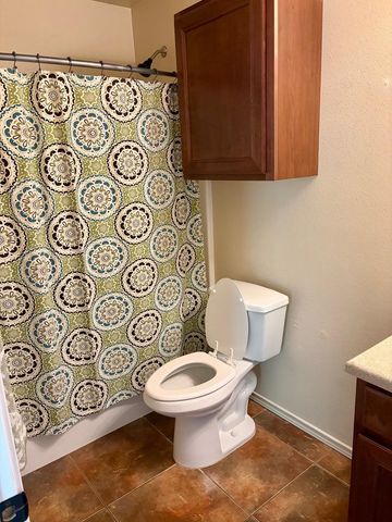 1311 Blueridge Pkwy, Longview, TX 75605