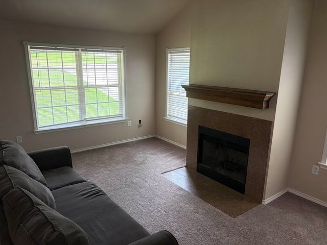 1311 Blueridge Pkwy, Longview, TX 75605