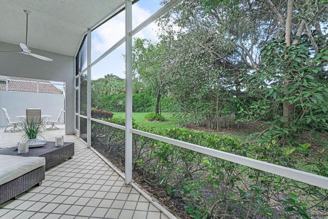 6370 Via Primo Street, Lake Worth, FL 33467