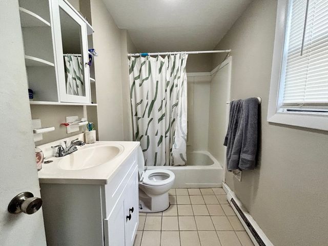 25 Union St, Leominster, MA 01453