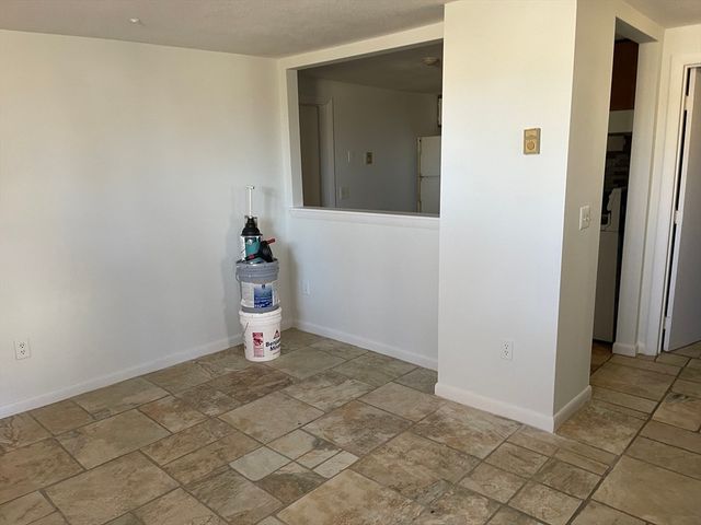 25 Union St, Leominster, MA 01453