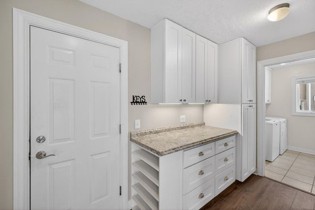 420 5th Street NE, Plainview, MN 55964