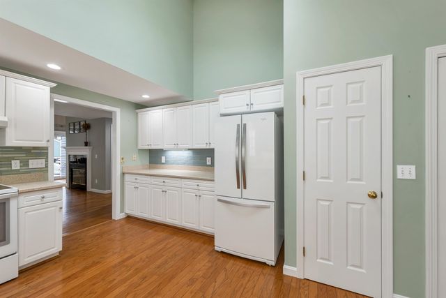 32 Drakes Landing, Hampton, NH 03842