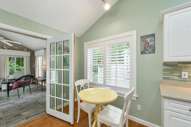32 Drakes Landing, Hampton, NH 03842