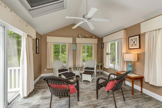 32 Drakes Landing, Hampton, NH 03842