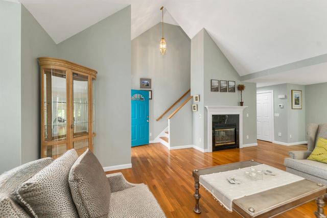 32 Drakes Landing, Hampton, NH 03842