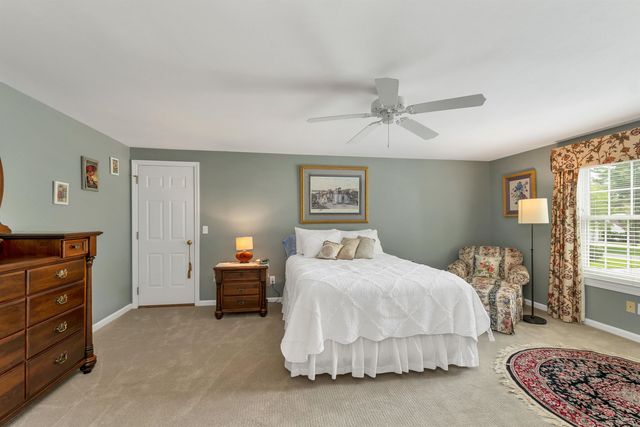 32 Drakes Landing, Hampton, NH 03842