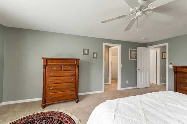 32 Drakes Landing, Hampton, NH 03842