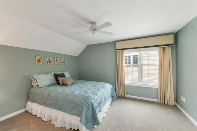 32 Drakes Landing, Hampton, NH 03842