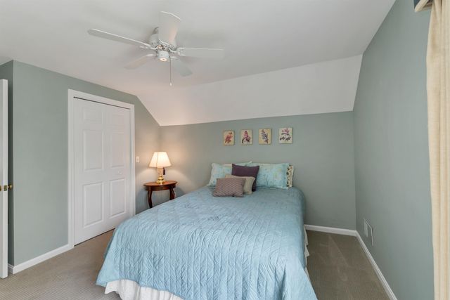 32 Drakes Landing, Hampton, NH 03842