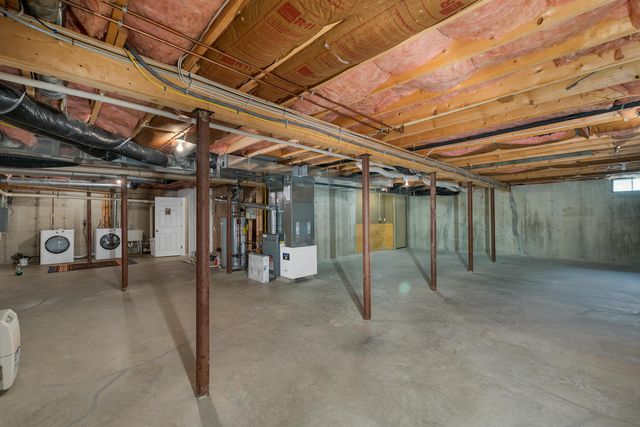 32 Drakes Landing, Hampton, NH 03842