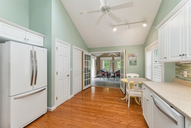 32 Drakes Landing, Hampton, NH 03842