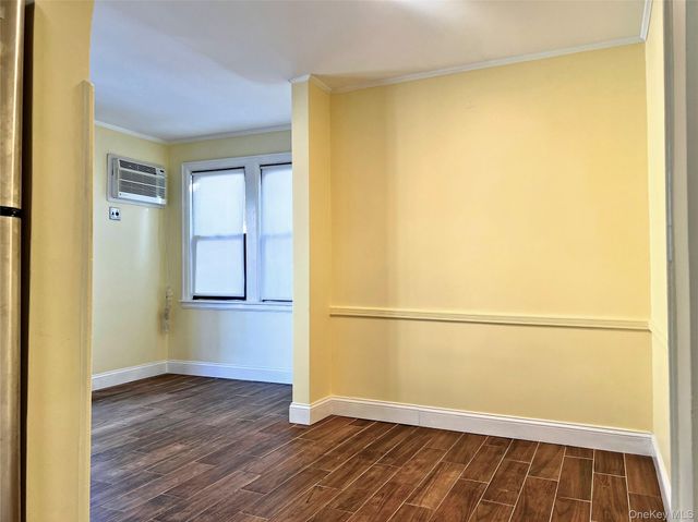 47-05 Utopia Parkway, Flushing, NY 11358
