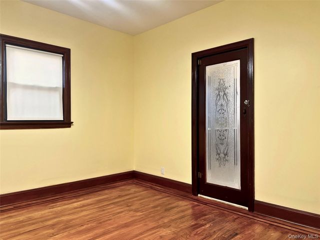 47-05 Utopia Parkway, Flushing, NY 11358