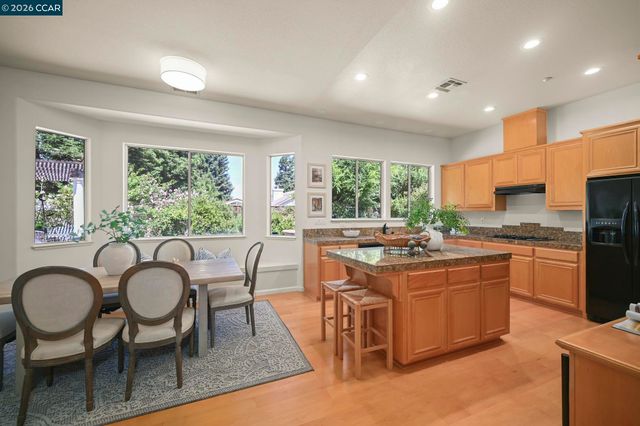 1895 Renee Way, Concord, CA 94521