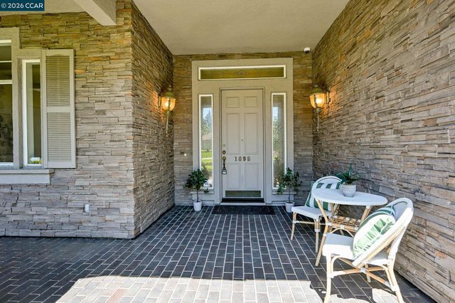 1895 Renee Way, Concord, CA 94521