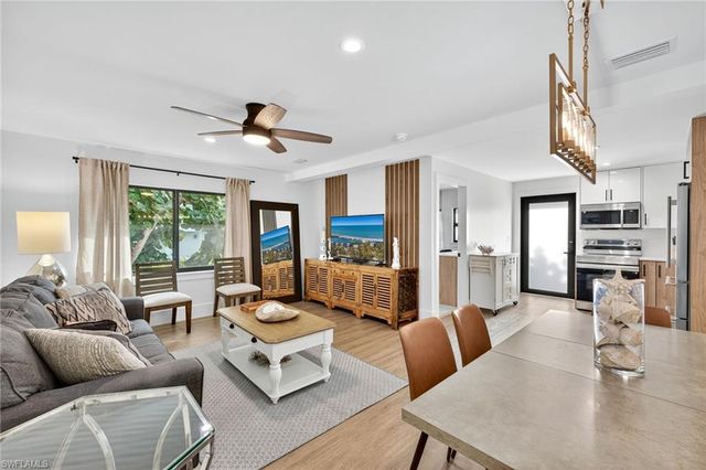 1171 Seagrape LN, Sanibel, FL 33957