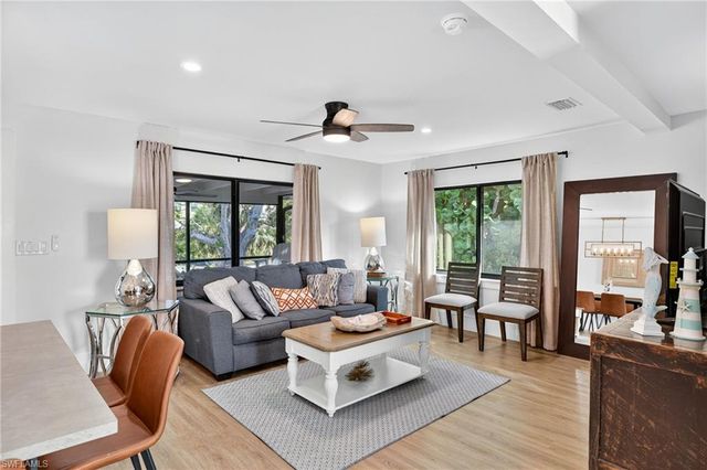 1171 Seagrape LN, Sanibel, FL 33957