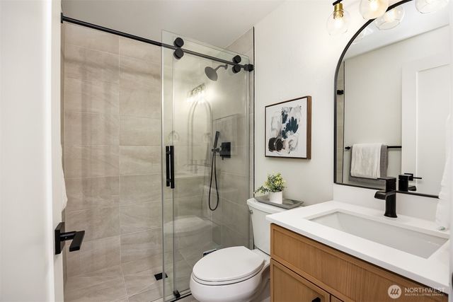 14205 77th Avenue NE, Kirkland, WA 98034