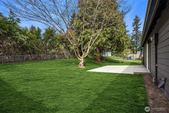 14205 77th Avenue NE, Kirkland, WA 98034