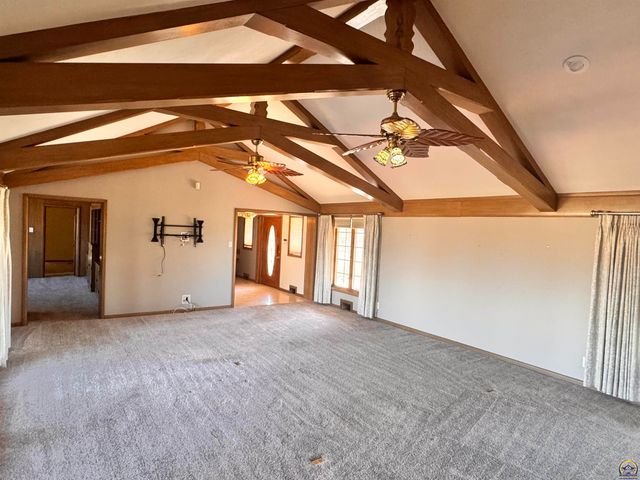 1100 SW 29th ST, Topeka, KS 66611