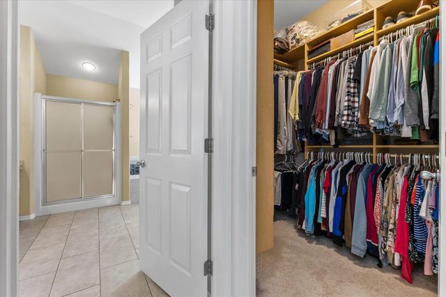 N54W16684 Ravenwood DRIVE, Menomonee Falls, WI 53051