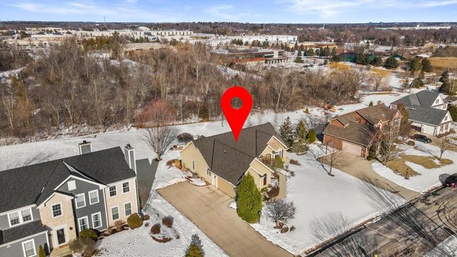 N54W16684 Ravenwood DRIVE, Menomonee Falls, WI 53051