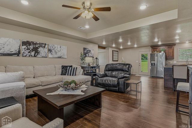 2200 N 9Th Street, Paragould, AR 72450