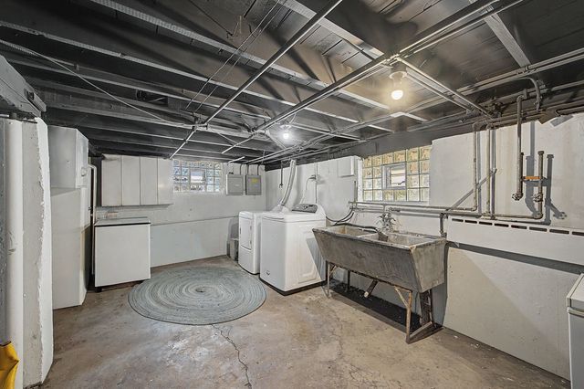 13443 S Avenue M, Chicago, IL 60633