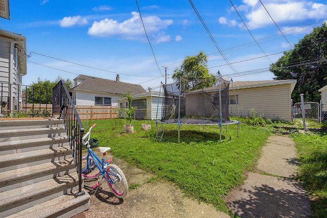 13443 S Avenue M, Chicago, IL 60633