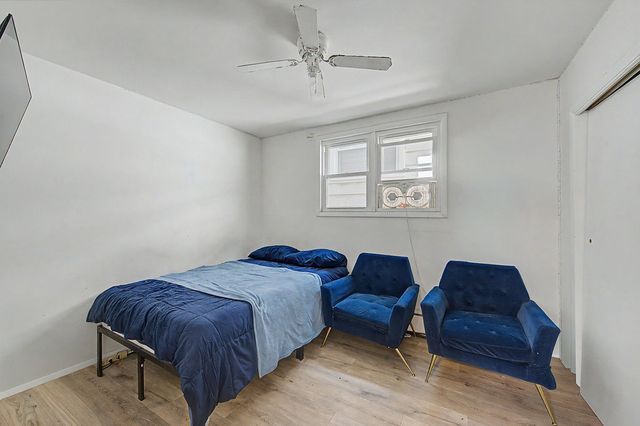 13443 S Avenue M, Chicago, IL 60633