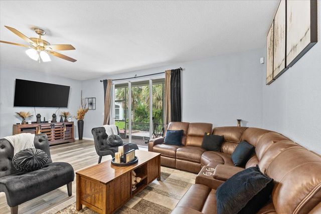 2227 OAKMONT Drive, Riviera Beach, FL 33404