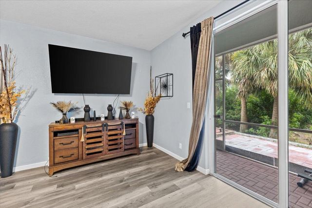 2227 OAKMONT Drive, Riviera Beach, FL 33404