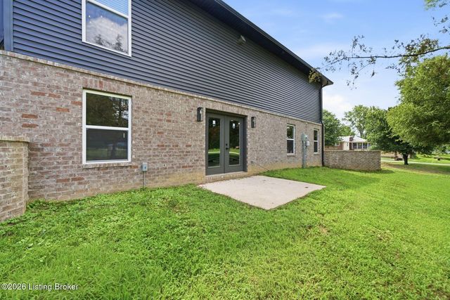 164 Country Trace Dr, Taylorsville, KY 40071
