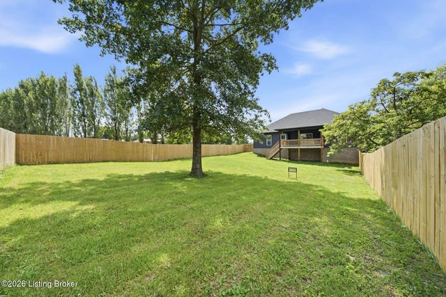 164 Country Trace Dr, Taylorsville, KY 40071