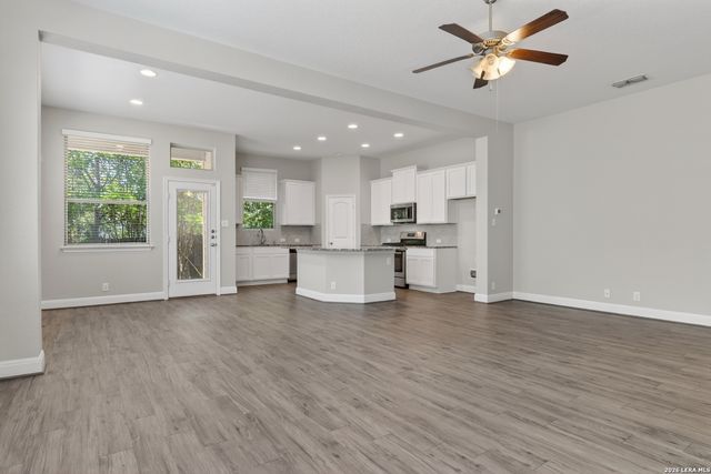 17327 Moscato, San Antonio, TX 78247
