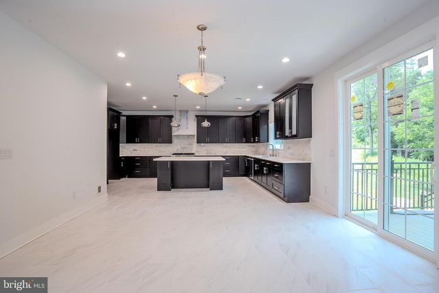 840 RIDGE RD, Monmouth Junction, NJ 08852